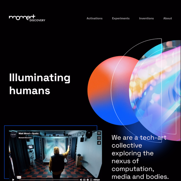 screenshot of the Moment Discovery website